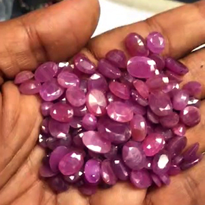 118 pièces de rubis naturel 7mm à 13mm facette ovale 305 Cts Lot Iroc ventes bonne qualité pierre de naissance Manik pierres précieuses coupées US $129 pour tous - Product Image 1