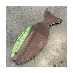 Bois en forme de poisson avec planche à découper en résine meilleure vente planche à découper de qualité supérieure planche à fromage artisanale de SCI - Product Image 1