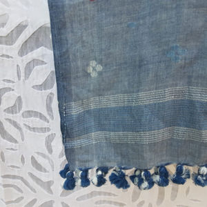 High Quality Cotton Muslin Handwoven Jamdani Fabric Scarf <b>Pom</b> <b>Pom</b> Design Scarves Women Neck Wrap Head Cover Up Hijab Dupatta - Product Image 3