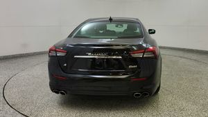 Sedán NEGRO ELEGANTE B-HIBLI S RWD 2021 USADO EN EXCELENTES CONDICIONES - Product Image 6