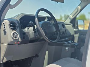 Excellent rapport qualité-prix, Ford E-350 Super Duty Quglley 4x4 d'occasion de 2009, prêt à être expédié - Product Image 2