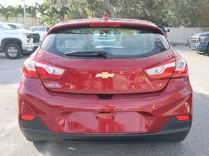 CHEVROLET CRUZE LT HATCHBACK Turbo AWD R18 2017 D'OCCASION Sièges en tissu foncé prêts à être expédiés - Product Image 4