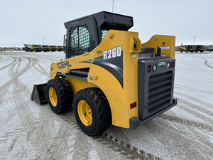 Chargeuse-pelleteuse Gehl R260/VT320 à prix réduit, moteur diesel Yunnei, état neuf, haute efficacité, pompe à roulement pour travaux de construction - Product Image 3