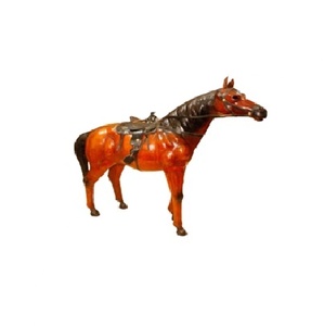 Decoración moderna de escultura artesanal de caballo, adorno de peluche de cuero de caballo de pie para el hogar para Navidad, Halloween, suministro ODM - Product Image 1