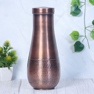 Botella de agua de dormitorio oxidada oscura de cobre de diseño martillado de aspecto antiguo con artículo de regalo de vidrio Drinkware Home Restaurant - Product Image 4