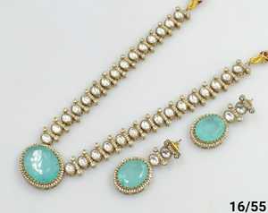 Pendentif de fantaisie indien élégant traditionnel et Kundan Long collier ensemble ton or Kundan perle Long collier avec ensemble de boucles d'oreilles assorties - Product Image 4