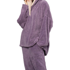 Ensemble de pyjama en satin de soie pour dormir, broderie machine internationale Miden, faible MOQ, vêtements de nuit en gros - Product Image 1