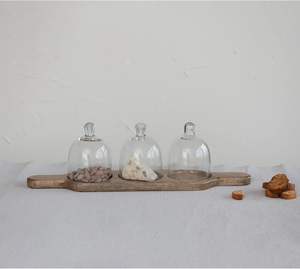 Bandeja de exhibición decorativa de madera con cloches y asas Plato decorativo Bandeja de servicio Tamaño personalizado Color de madera natural - Product Image 3