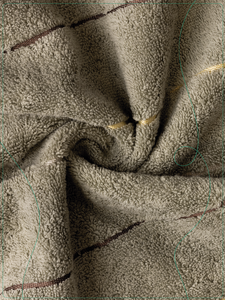 Toalla Arvis Roxanne de Felpa 50x90cm 100% Algodón con Elegantes Líneas de Poliéster 300-600 GSM Suave Absorbente Venta al por Mayor - Product Image 3