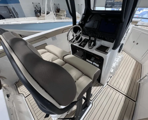 Bateau à moteur hors-bord de luxe 2025 SUPERCHARGED 4S SV HO 255 FSH Sport E 8m avec console centrale, pour la pêche, les aventures en famille, remorque - Product Image 4