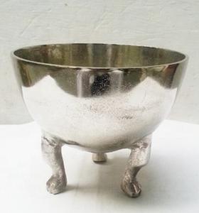 Bol décoratif en aluminium coulé artisanal indien plaqué nickel avec support, pièce maîtresse connectée pour la décoration de table de restaurant - Product Image 2