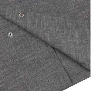 Meilleur tarif pour les hôtels Uniforme de chef de haute qualité fabriqué au Pakistan avec logo personnalisé Uniformes de réception en polyester/coton de couleur - Product Image 6