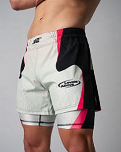 Shorts de sport décontractés pour hommes avec tissu respirant, taille élastique et coupe moderne, adaptés à la course à pied en salle de sport et au confort quotidien - Product Image 4