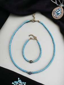Ensemble collier et bracelet DAFNI en perles de plastique colorées et œil porte-bonheur - Fait main pour la fête des mères et la Saint-Valentin - Product Image 6