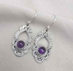 Boucles d'oreilles pendantes en améthyste, argent sterling, style bohème, pierre précieuse - Pierre de naissance de février, boucles d'oreilles délicates pour femmes - Product Image 2