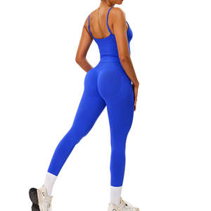 Ensemble de yoga pour femmes, sans couture, respirant, taille haute, haut court à col carré et leggings sensation seconde peau pour la course à pied et la salle de sport - Product Image 4