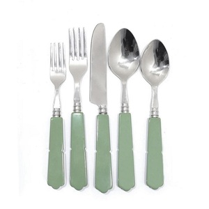 Ensemble de couverts en acier inoxydable de style américain avec manche en bois Ensemble de vaisselle personnalisé Ustensiles 5 pièces Ensemble de couverts Vaisselle - Product Image 6