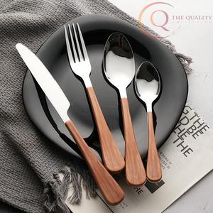 Ensemble de couverts en bois écologiques et durables, cuillère, fourchette, couteau en bois naturel, collection, passe au lave-vaisselle - Product Image 1