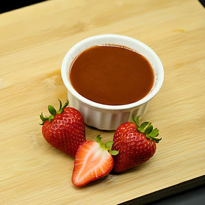 Concentré évaporé de purée de fraises aux agrumes et à la pulpe Hunza avec vitamines, ingrédients 100 % naturels en bouteille - Product Image 3