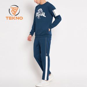 Venta al por mayor de los hombres bordados chándal con cuello redondo logotipo personalizado de talla grande para el invierno-Precio al por mayor hecho en Pakistán - Product Image 3