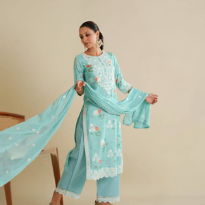 Colección de fondo Kurti de algodón cómodo para mujer, Ropa Étnica diaria informal moderna, venta al por mayor, ropa paquistaní India OEM ODM - Product Image 3