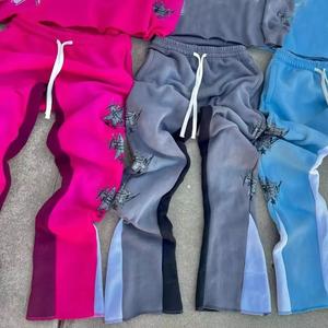 Y2K Raw Hem Urban Street Wear Chándal Streetwear Heavyweight Puff Print Pantalones de chándal acampanados Conjunto con capucha Cortavientos Diseño personalizado - Product Image 3