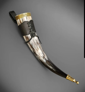 Corne à boire viking en laiton poli au design antique avec motif animal, souvenir de Blatant Exports - Product Image 2