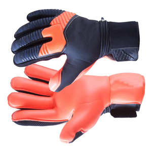 Gants de gardien de but en matériau PU forte adhérence coupe négative utilisation extérieure Protection des doigts pour le football de football - Product Image 5