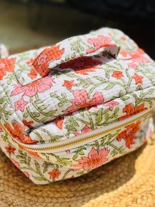 กล่องใส่เครื่องสำอางผ้าฝ้ายลายควิลท์แบบวินเทจ ทำมือ เป็นมิตรกับสิ่งแวดล้อม มีซิปปิด ทนทาน กันน้ำ พกพาสะดวก - Product Image 3