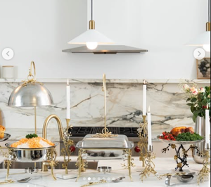 Plat de service de luxe à motif floral, orné, avec dessus en laiton floral suspendu, plat de service vintage argenté éblouissant - Product Image 1