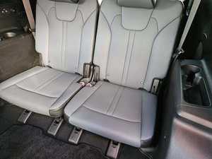 Bajo kilometraje, Azul, 2024, Híbrido, Automático, SX Prestige, Tracción total, Usado, Llanta izquierda, Rines de aleación R18, Tercera fila, Arranque remoto - Product Image 4