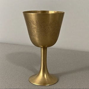 Glory Stem Grace, cáliz de vino de Metal adornado, Copa tradicional con acabado antiguo para rituales religiosos y altares de Iglesia - Product Image 4
