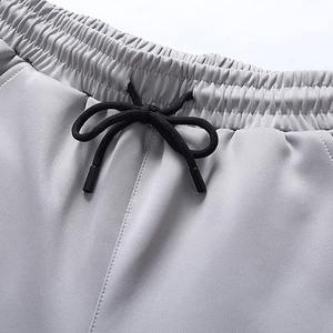 Shorts de jogging pour homme en molleton 100% coton, couleur unie, coupe ample décontractée, avec logo personnalisé, à bas prix - Product Image 4