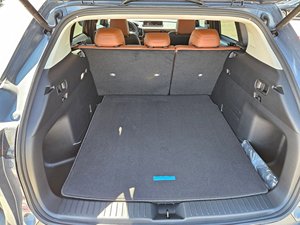 Liquidación 100% ACTIVA, Venta de Autos, 4 Puertas y Asientos de Cuero, Mazda 2025. CX-50 2.5 Turbo. Edición Meridian, SUV a Gasolina, SUV Híbrido - Product Image 3