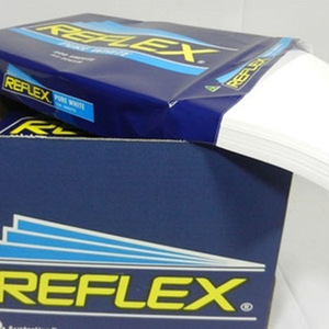 Papier copie A4 Reflex blanc 70g, surface lisse, haute luminosité, usage bureautique - Product Image 1