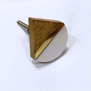 Boutons en résine de bois, bouton de porte d'armoire, couleur, forme et taille personnalisées, fabriqué en Inde - Product Image 1