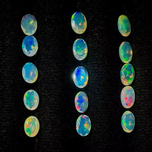 Opale éthiopienne naturelle de coupe feu, pierre précieuse en vrac, coupe ovale, multicolore |   Pierre de naissance d'octobre, cirée/entoilée, certifiée par un tiers - Product Image 1