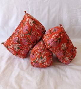 กระเป๋าใส่เครื่องสำอางแบบมีซิป ผ้าฝ้ายพิมพ์ลายดอกบัวอินเดีย ทำมือ เป็นมิตรกับสิ่งแวดล้อม ขนาดใหญ่ ทันสมัย เหมาะสำหรับการเดินทาง สำหรับผู้หญิง - Product Image 3