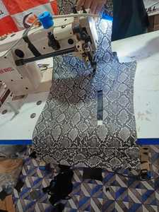 Chaqueta Bomber de Cuero PU y Lana Ecológica para Hombre, Corte Entallado, Estilo Moderno para Viajes, Noche y Calle, Precio Económico - Product Image 5