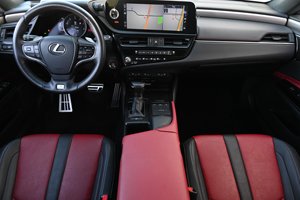 Lexus ES 350 F SPORT d'occasion propre 2022 - Product Image 3