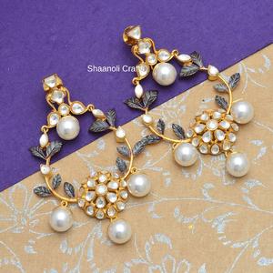 ต่างหูห้อยระย้าชุบทองทันสมัยประดับด้วยคุนดัน สไตล์โบฮีเมียนและเครื่องประดับงานแต่งงานแบบศาสนา เหมาะสำหรับสาวๆ ผู้หญิง งานปาร์ตี้ และงานหมั้น - Product Image 2