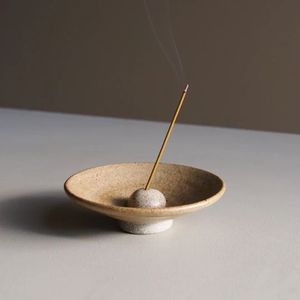 Brûleur d'encens en métal en forme de feuille bâton de méditation Yoga attrape-cendres brûleur pour la décoration de bureau à domicile - Product Image 4