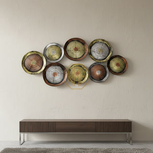 Décoration murale en métal d'inspiration ethnique tribale américaine Style design traditionnel Matériau en fer pour la maison et le bureau Commandes en gros - Product Image 1