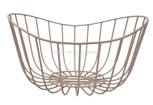 Panier à fruits multifonction en fil de fer noir doré artisanal, vaisselle/ustensiles de cuisine en métal, rangement pour collations, chocolats, bonbons - Product Image 4