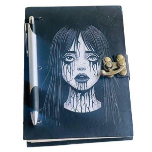 วารสารหนังแท้ผู้หญิงผีสิงล็อคได้วินเทจสีดำสยองขวัญ A5 5x7 200หน้า unwrated สำหรับเขียนและสเก็ตช์ของขวัญแฮนด์เมด - Product Image 1