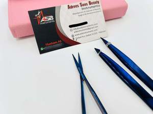 Pince à sourcils pointue inclinée au plasma violet Ciseaux à ressort en acier inoxydable durables pour une utilisation en beauté Logo personnalisé - Product Image 4