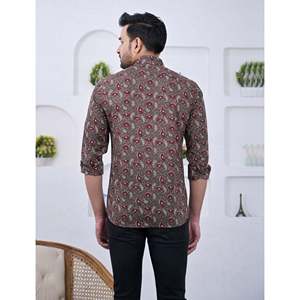 Chemise pour homme, 100% coton, imprimée avec des motifs floraux à pois, décontractée, manches longues, options de tissu popeline Oxford, fabrication ODM/OEM - Product Image 5