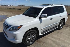 LEXUS LX 570 2013 USADO, Volante a la Izquierda/Derecha - Product Image 2