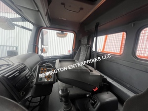 Camion benne d'occasion Mercedes-Benz Axor 1833 4x4 Diesel 2008, conduite à gauche, poids lourd, pour transport de chantier - Product Image 3