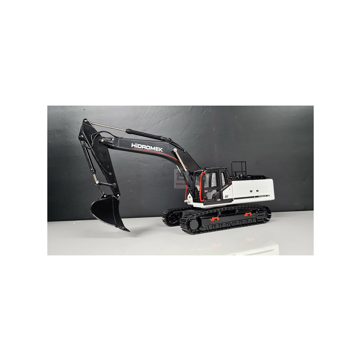 HMK 65 ZT compact crawler excavator for utility and municipal work